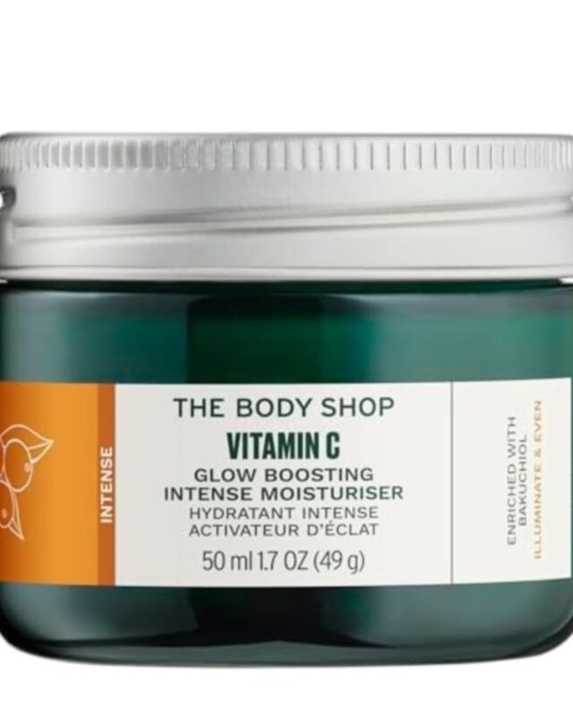In Depth review of The Body Shop Vitamin C Glow Boosting Intense Moisturiser